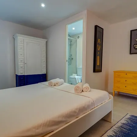 Elysian By Hello Homes Sitges Villa *